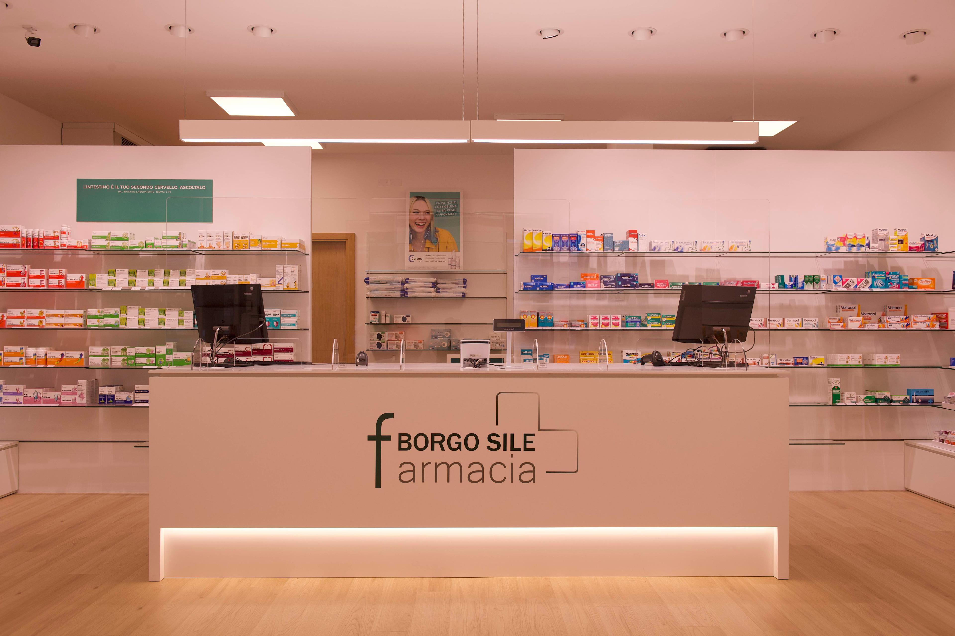 Farmacia Borgo Sile Gallery Linealightgroup 1920X1280 6