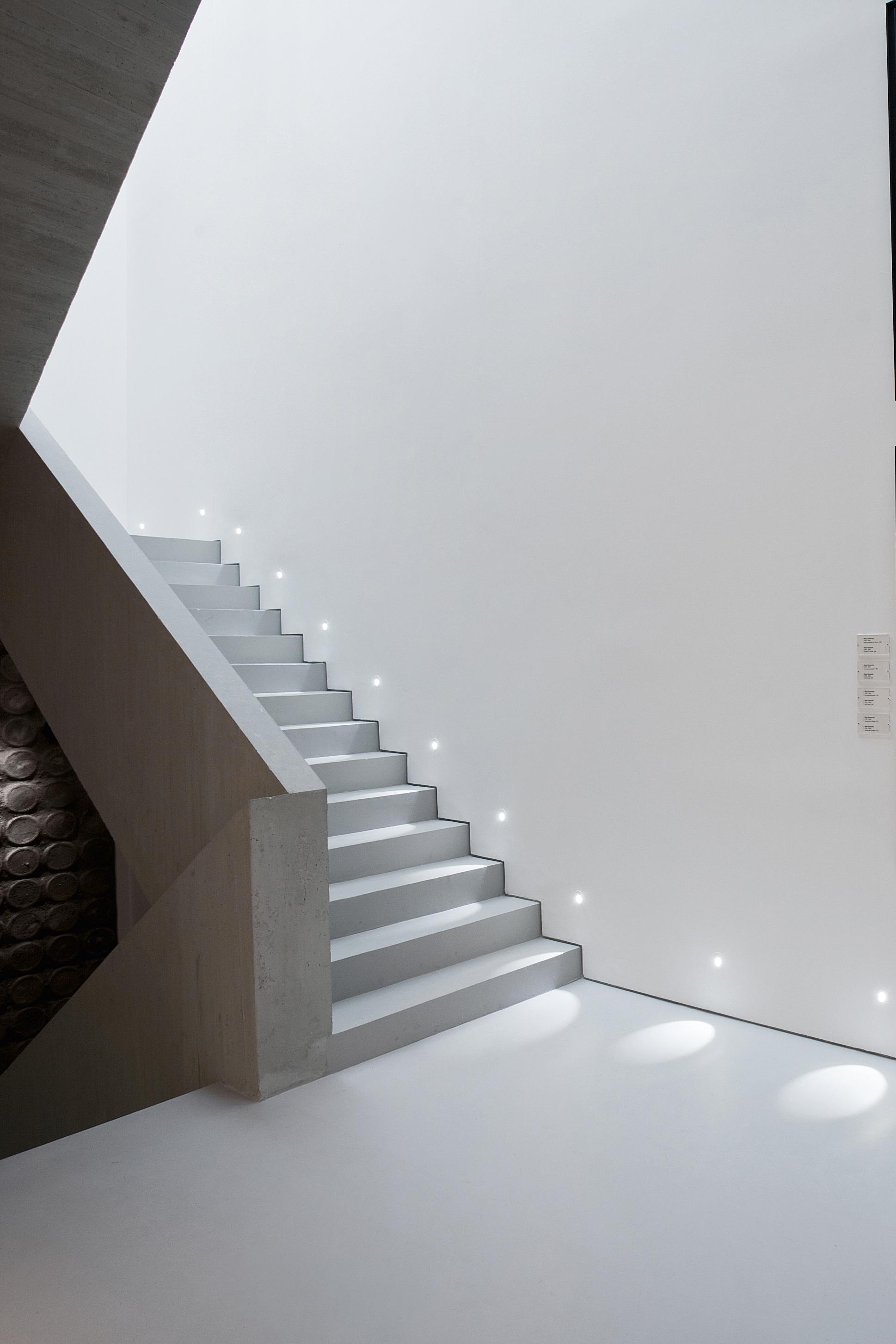 Gallery Product Quara Steplights Linealightgroup Download 1290X1920 3
