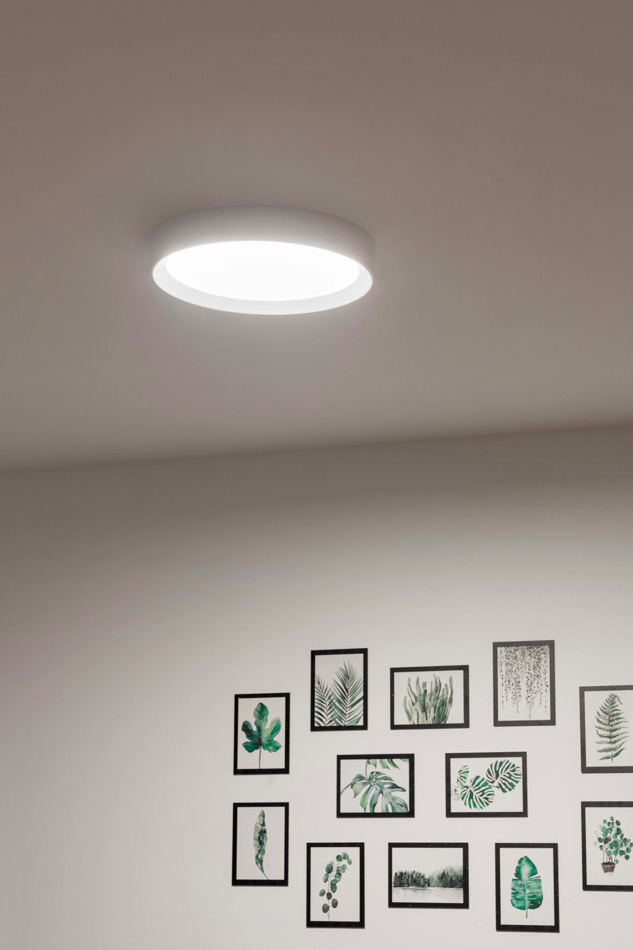 Product Tara Surface Light Linealightgroup 1280X1920 3