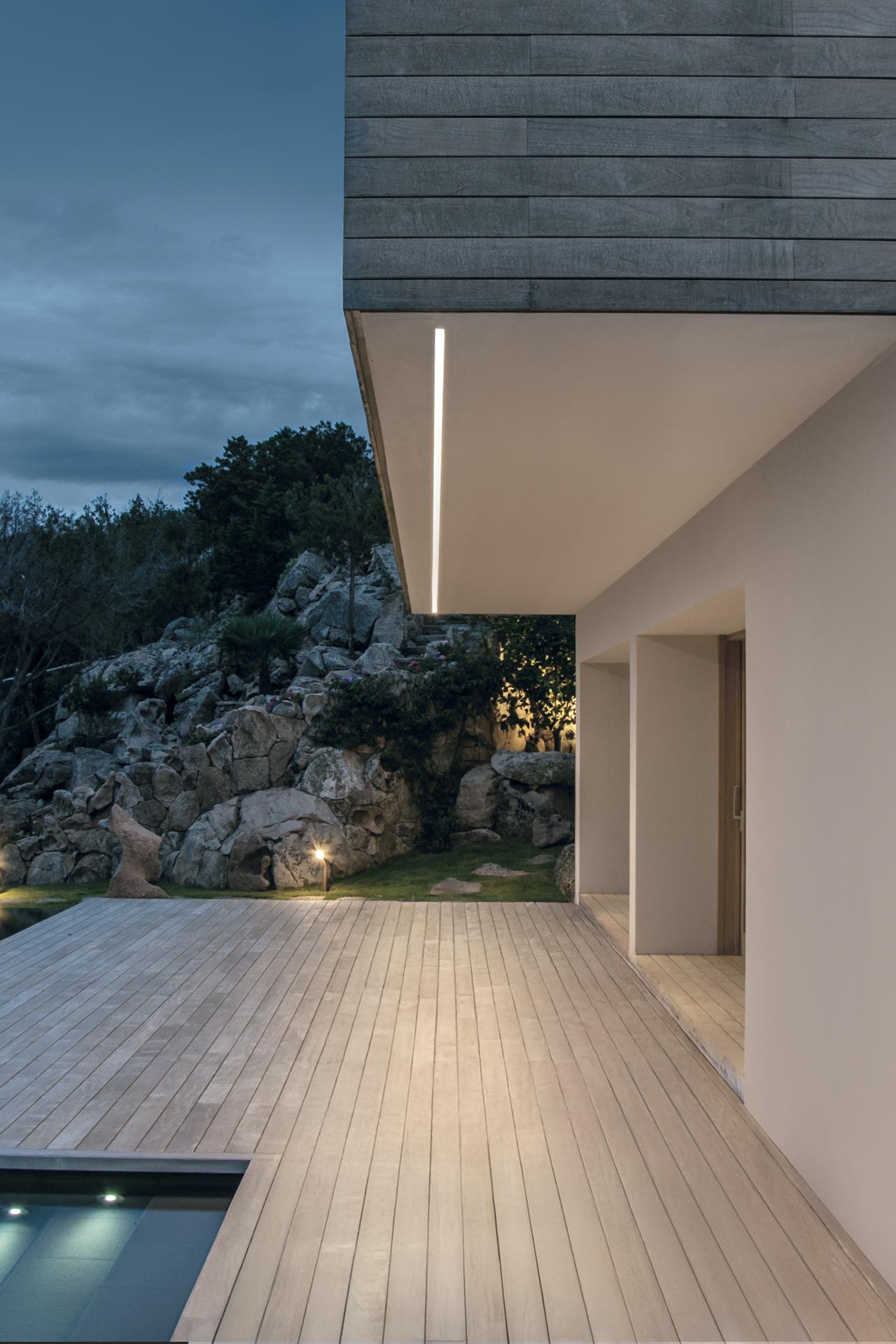 Gallery Product Fylo Linear Light Outdoor Linealightgroup 1280X1920
