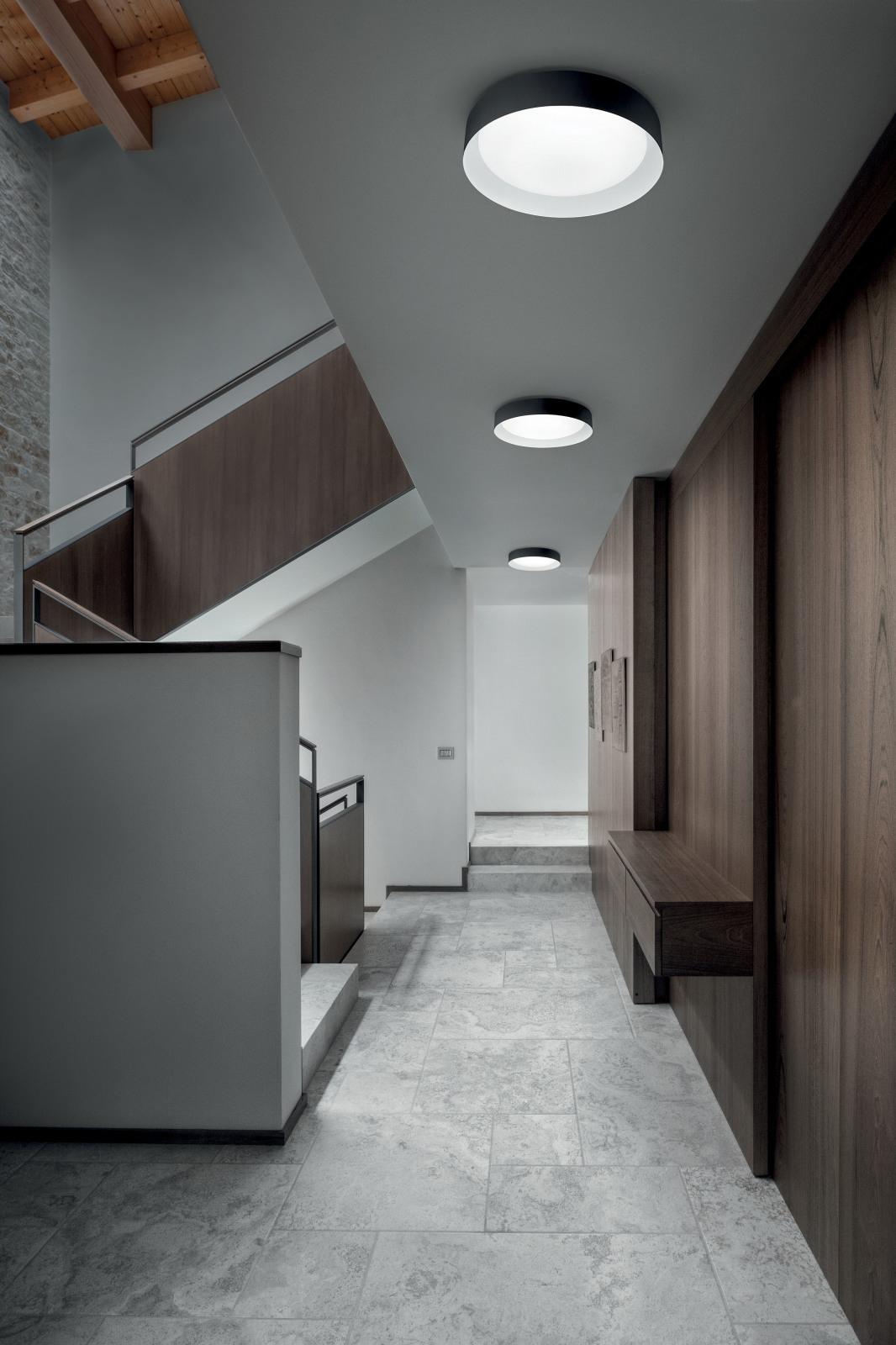 Gallery Product Crew 1 Wall Linealightgroup 1280X1920